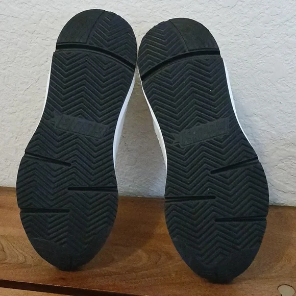 Authentic Golden Goose Womens Bio Based Running Sole Size 8 - Picture 12 of 16